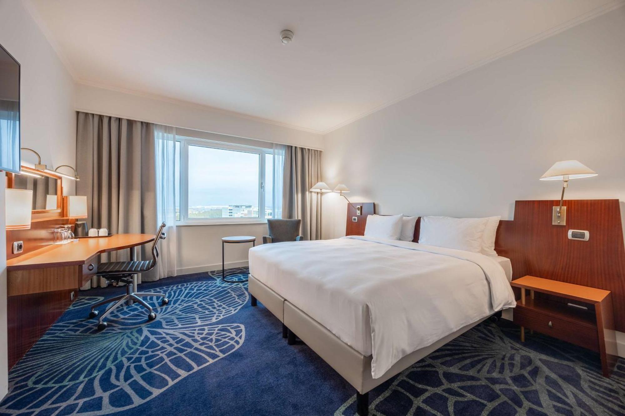 Radisson Blu Hotel Amsterdam Airport, Schiphol Amsterdam Airport Schiphol Exterior foto